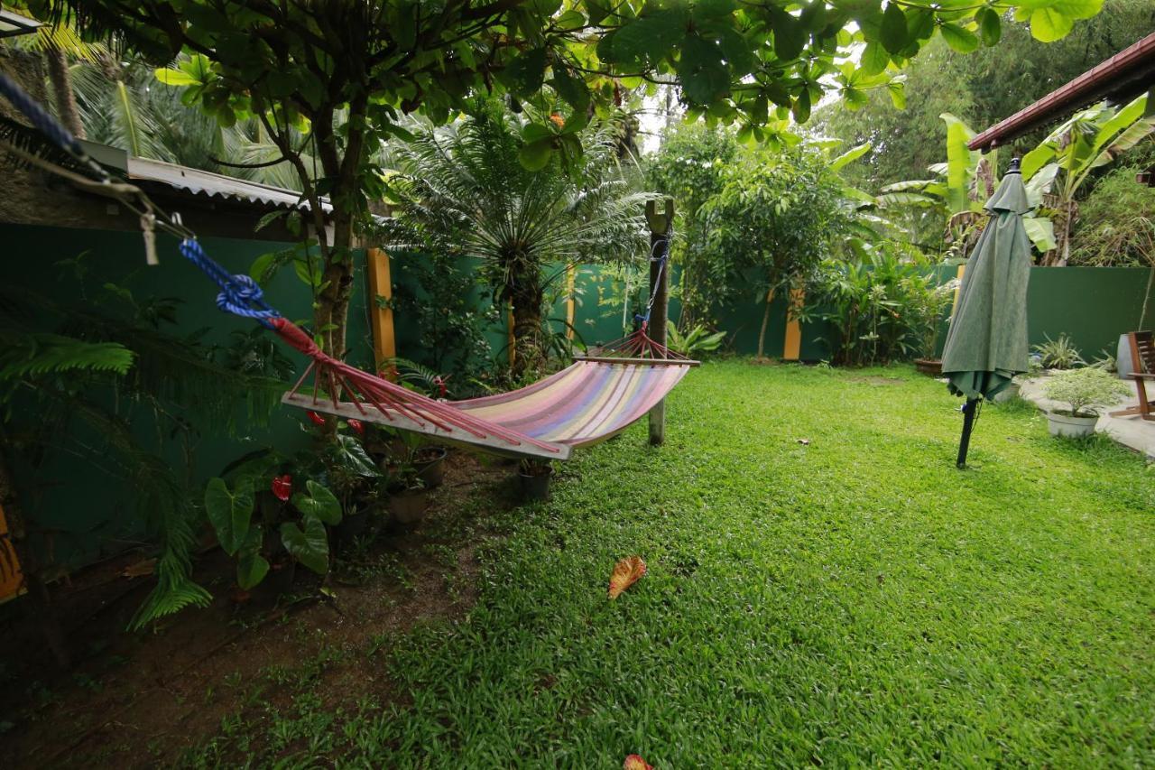 Mary'S Palm Garden Hotel Hikkaduwa Exterior photo